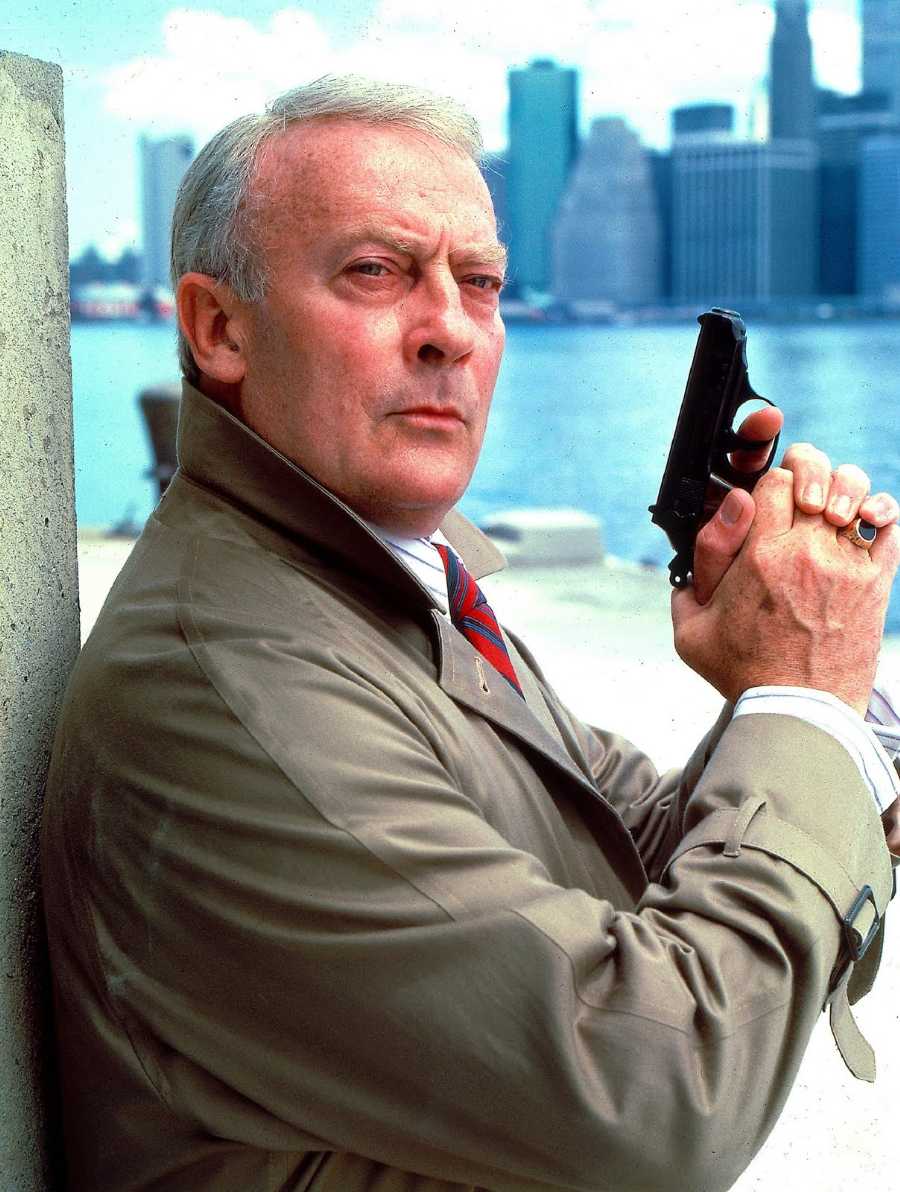 Edward Woodward