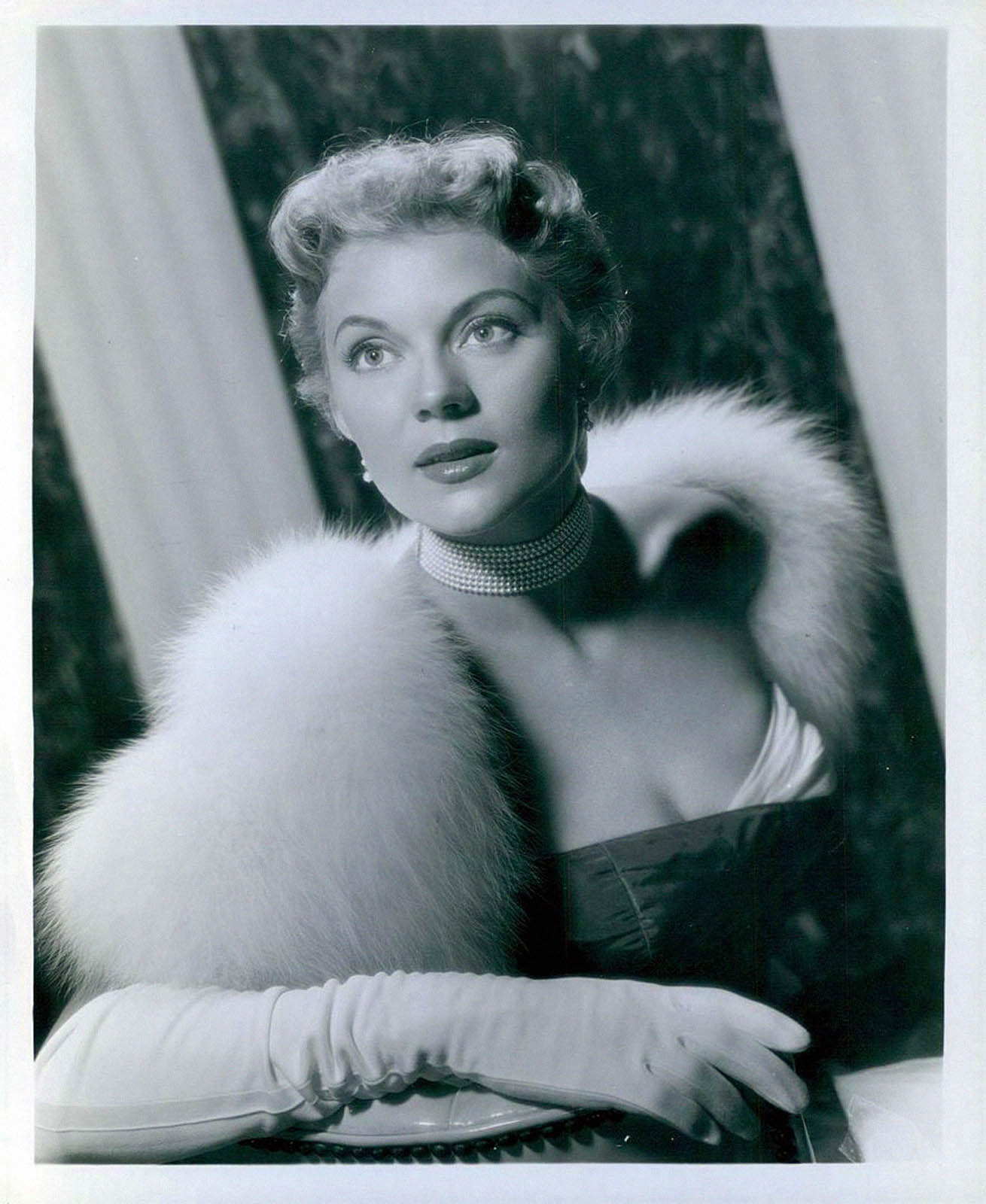 Peggie Castle